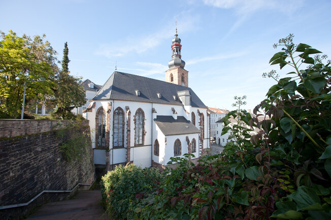 2011_09_23_schloss_Brunnen_vhs_06-105_800x533