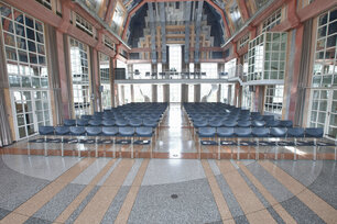 2011_09_08_Festsaal_Reihenbestuhlung_02-97_HDR