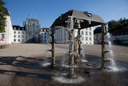 2011_09_24_brunnen_2_museum_059_800x533