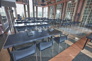 Festsaal_Schloss_Parlament